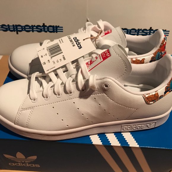 Adidas Originals Women's White Floral STAN SMITH fashion Sneakers FY5093 - Picture 6 of 8